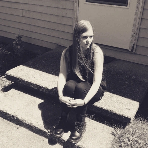 Women's clothing, various sizes, great condition! - Picture 1 of 1